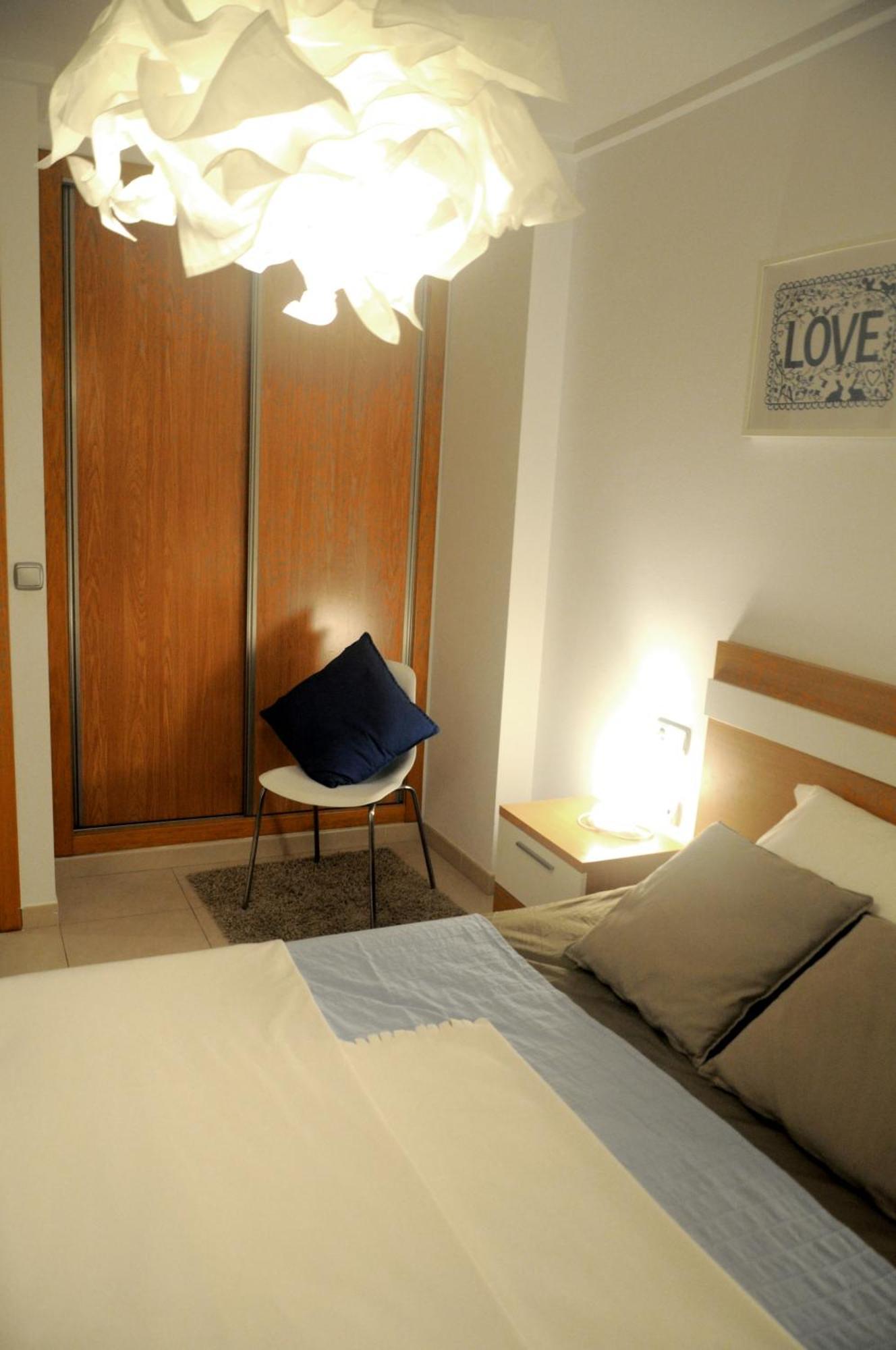 Alicante Apartments ภายนอก รูปภาพ