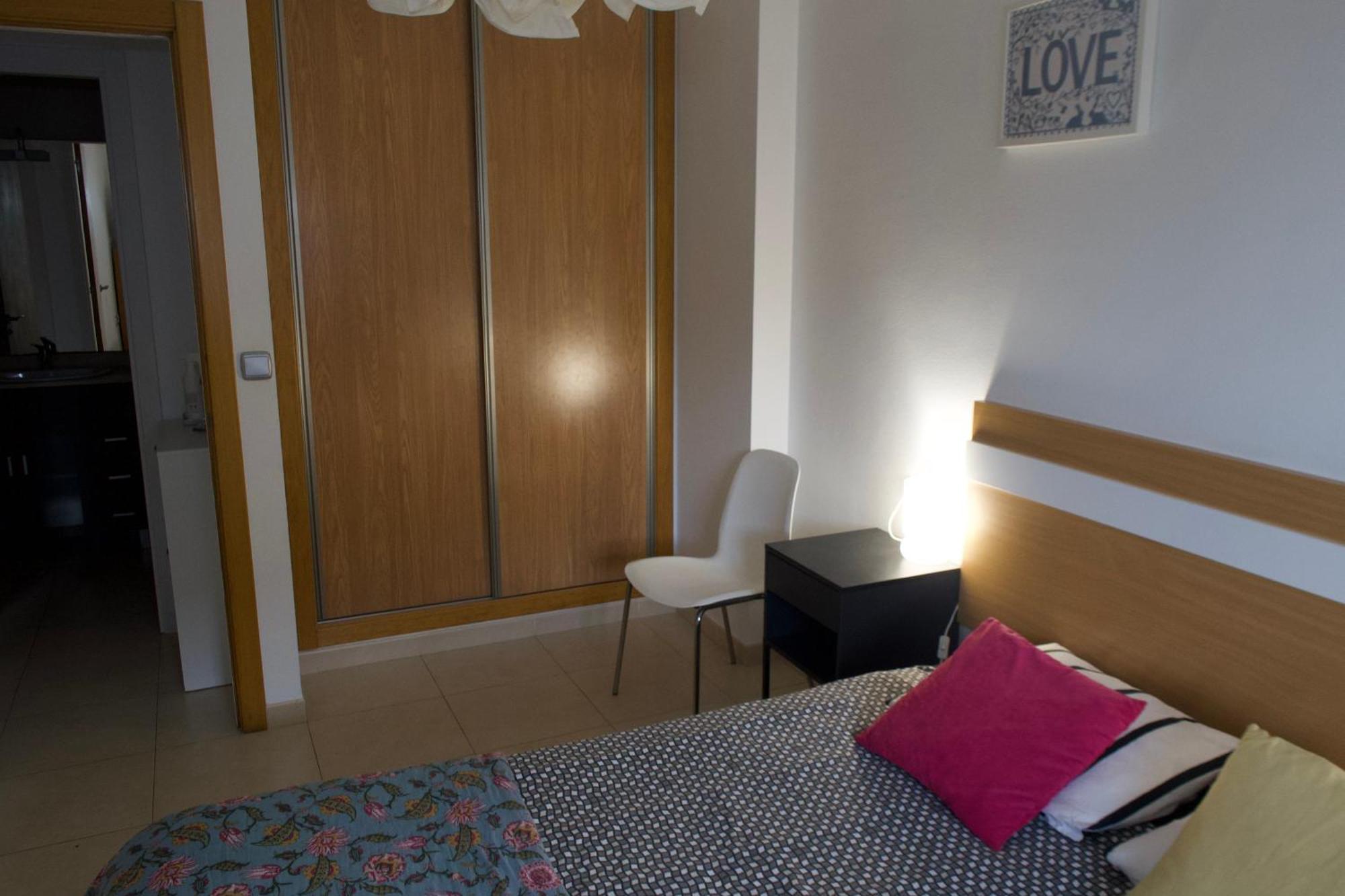 Alicante Apartments ภายนอก รูปภาพ