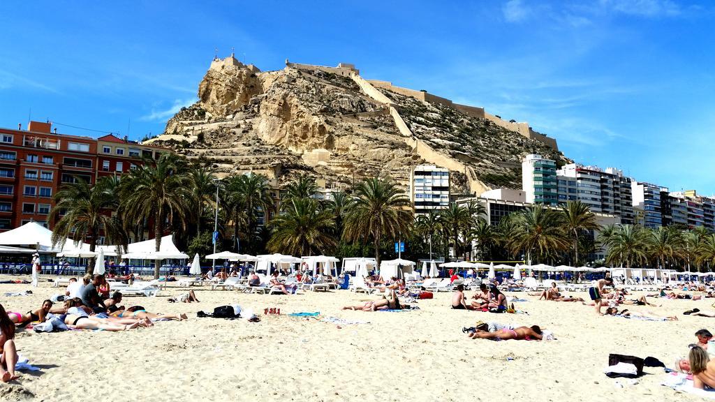 Alicante Apartments ภายนอก รูปภาพ